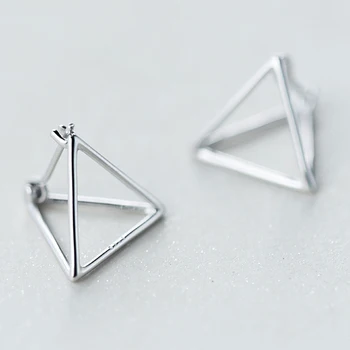 925 Sterling Ezüst Európában, mind Amerikában Minimalista Geometriai 3D-s Hollow-Háromszög Fülbevaló Női Rose Gold Színű Fülbevaló